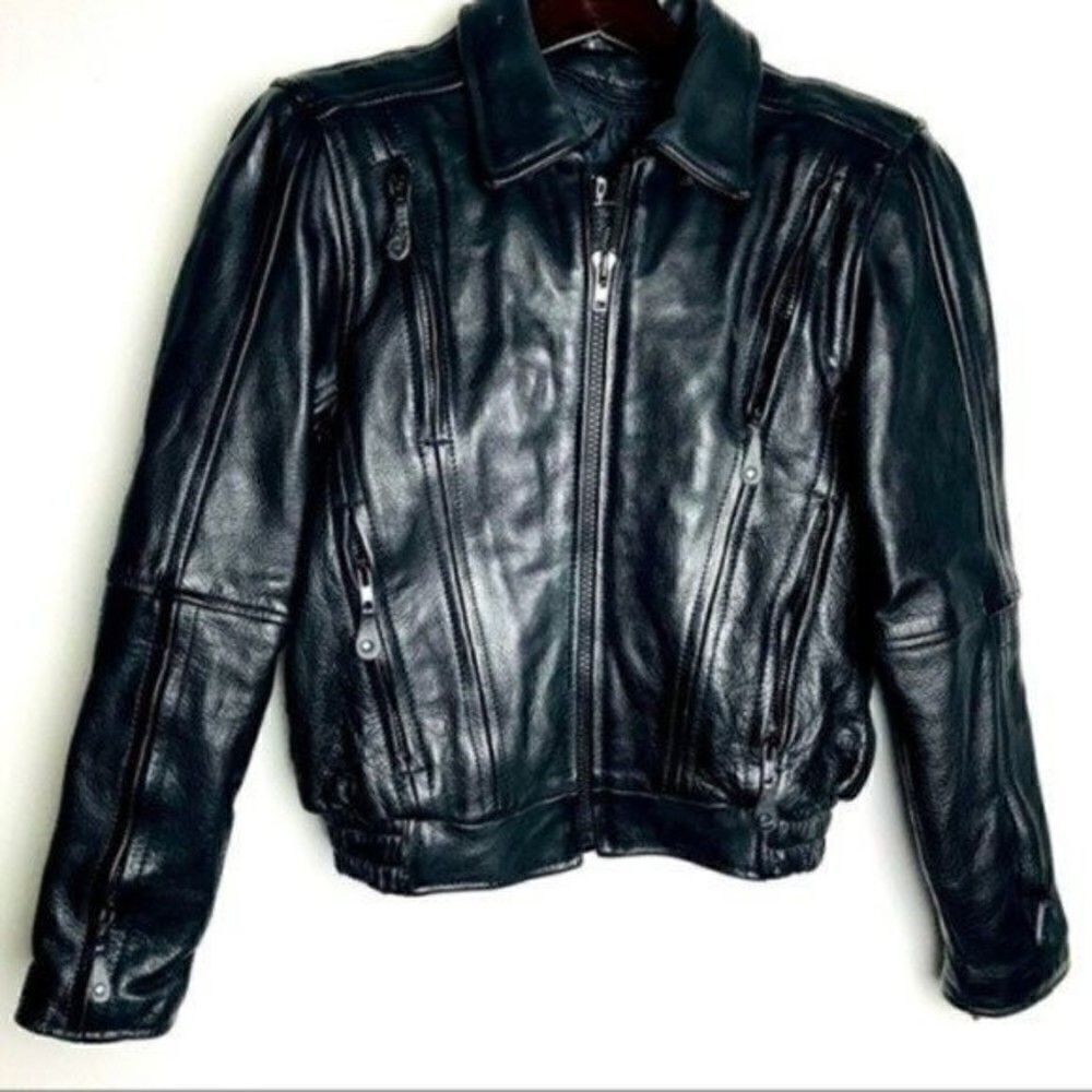 Leather Mill Black leather biker jacket Size small with vents made in USA